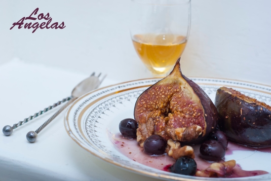 figs with berries, walnuts and honey 8